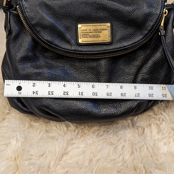 Marc Jacobs Large Leather Crossbody - Picture 3 of 5